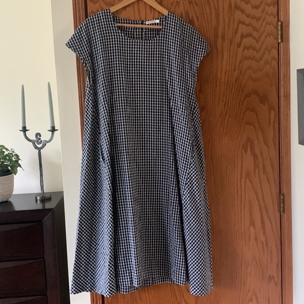 TWO DANES Copenhagen NWOT Checked Cap Sleeve Midi Dress